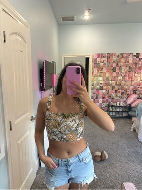 Botanical Print Cropped Tank Top in Mustard and Olive
